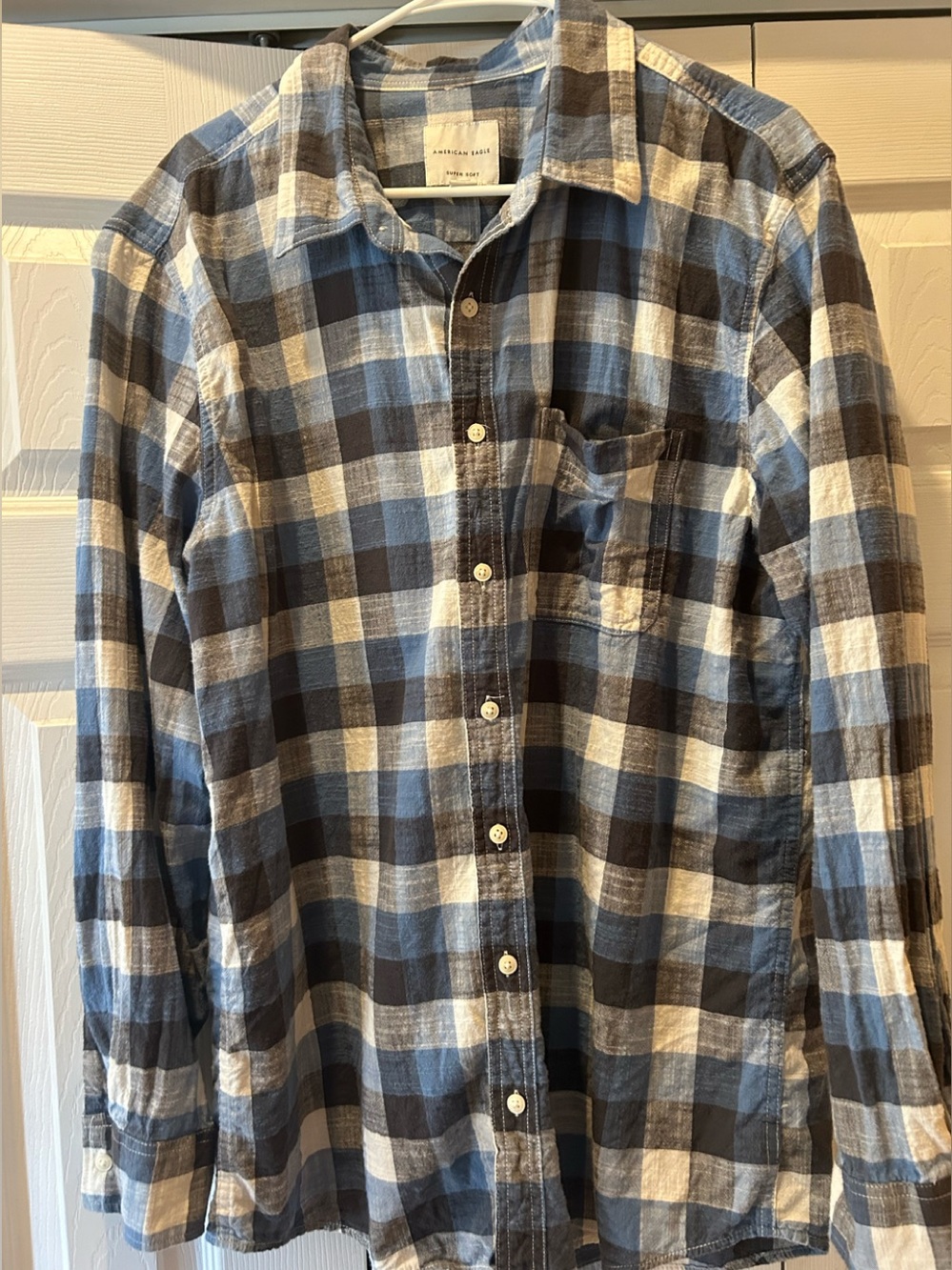 American Eagle Outfitters Blue, White & Brown Plaid Button-Down Shirt